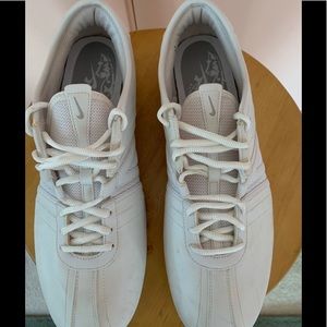 Nike Cheer shoes donating 12/19/2021 if not sold